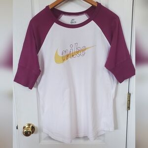 Nike ladies vintage top raglan sleeve, sz XL wine and white.